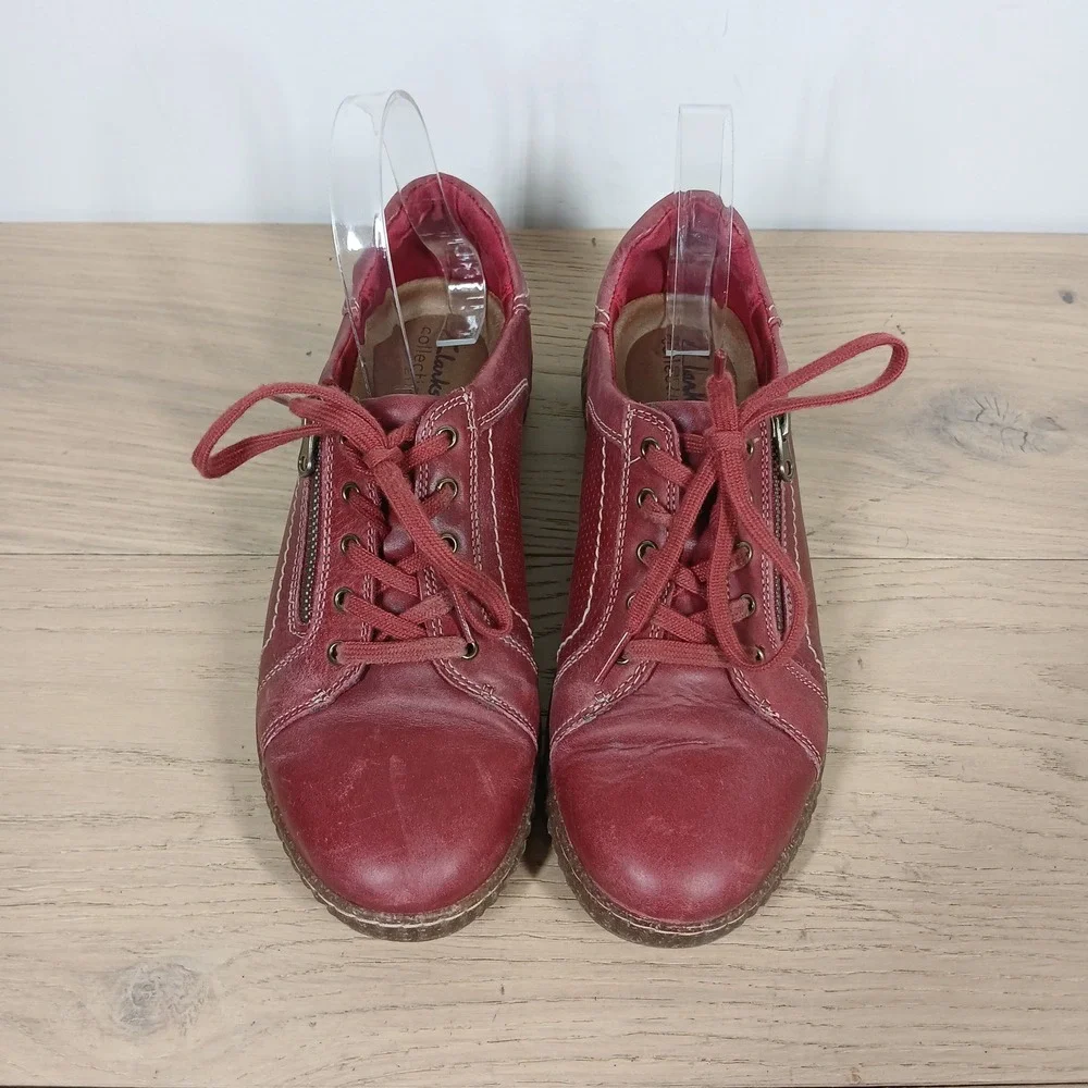 Clarks pre owned